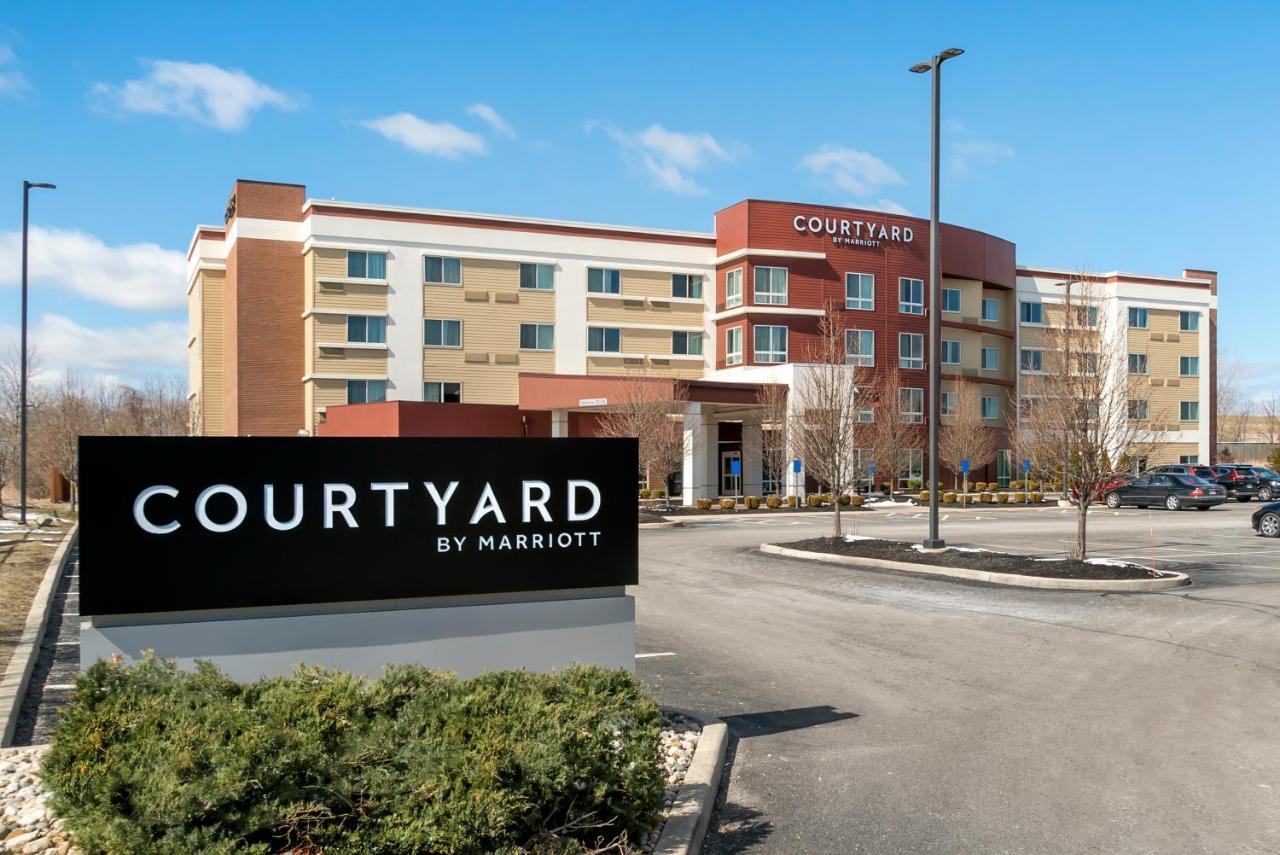 Courtyard By Marriott Toledo North Hotel Екстериор снимка